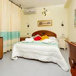 Marini 4*