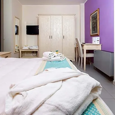 Marini Hotel