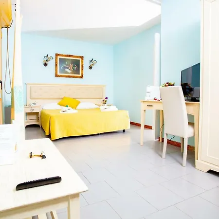 Marini 4*