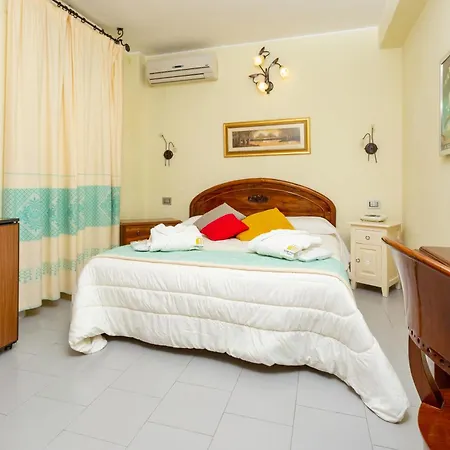Marini Hotel