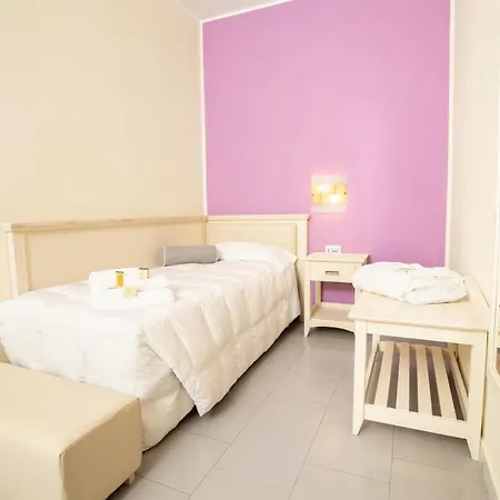 Marini 4*