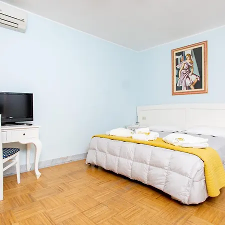 Marini Hotel